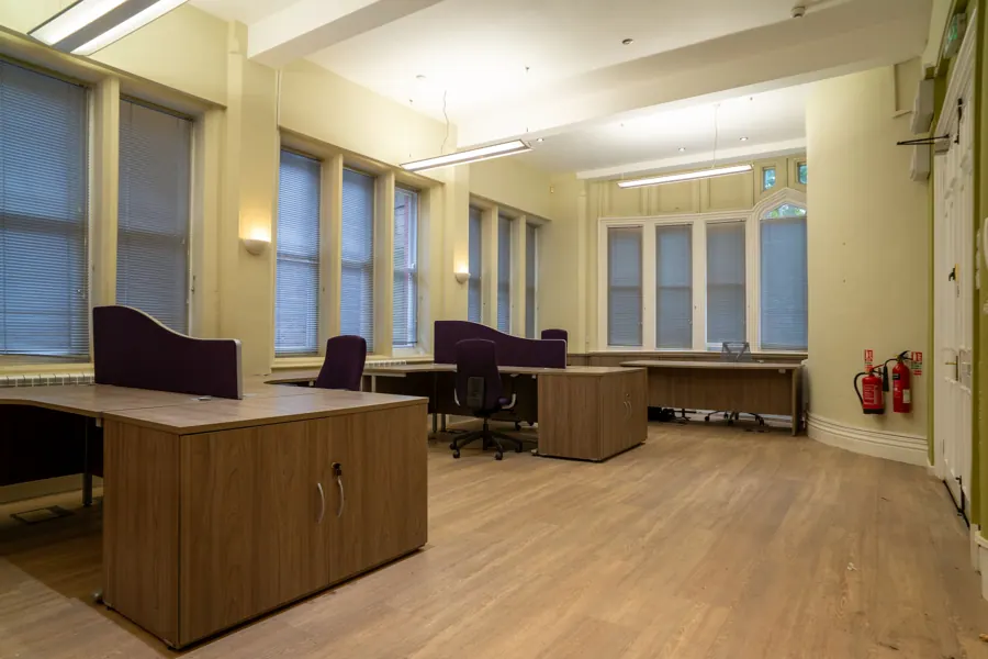 Office 01 — length of the room