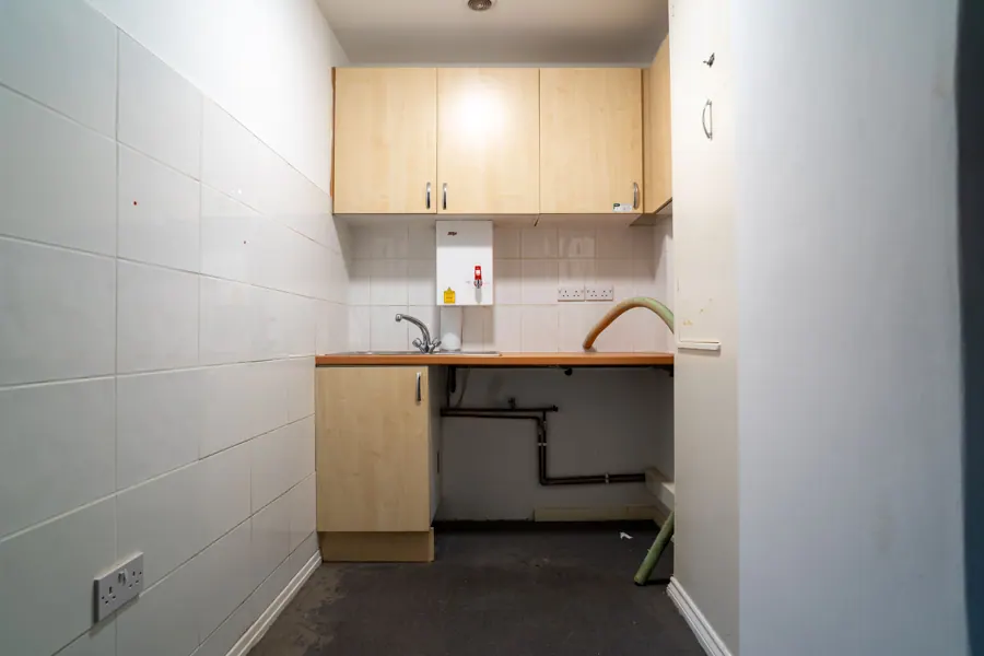 Office 02 — kitchen point